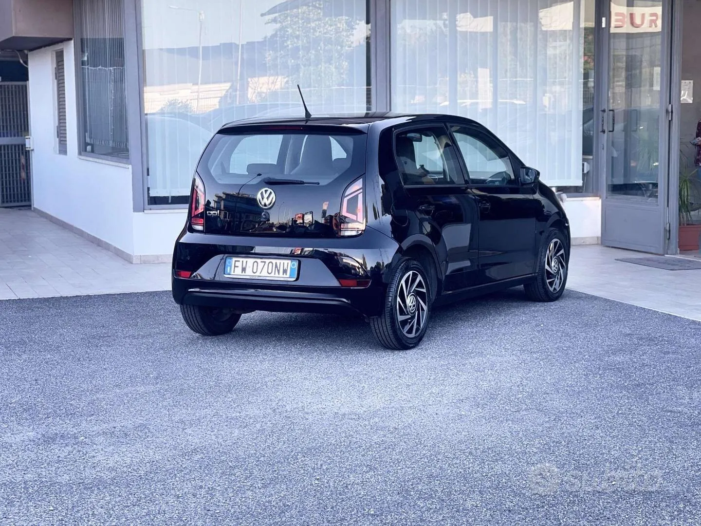 Volkswagen Up 2019 photo 5