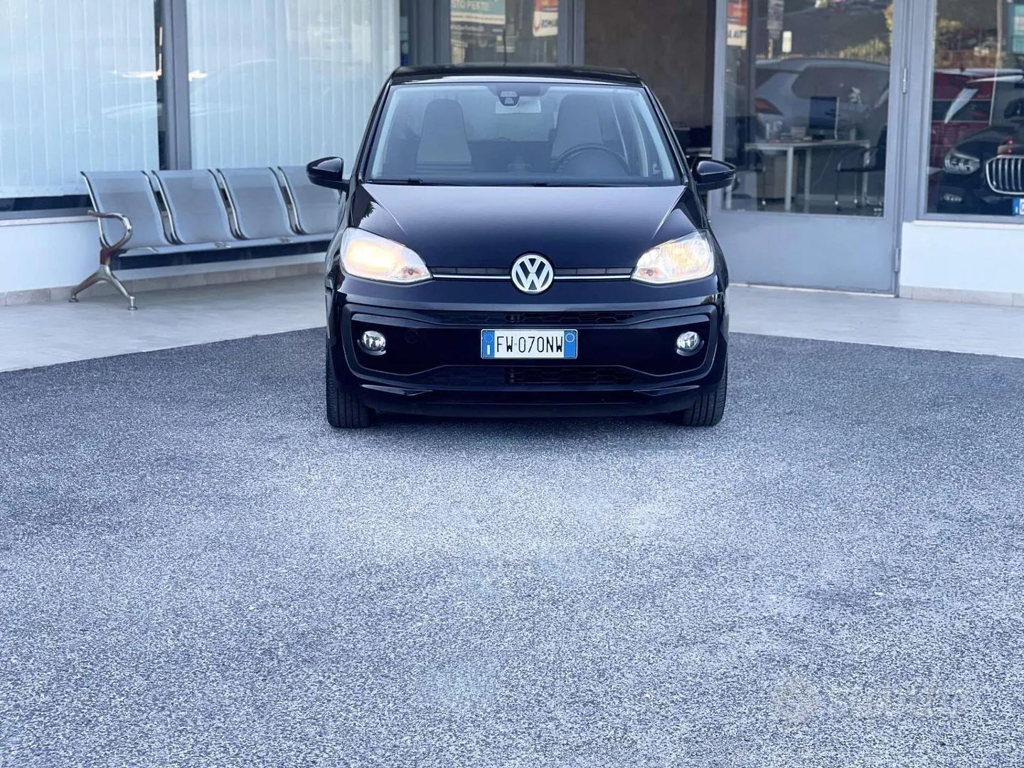 Volkswagen Up 2019 photo 2