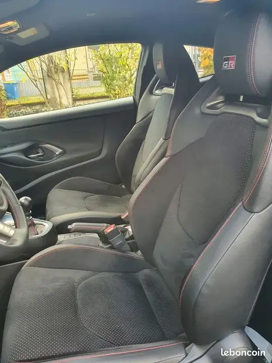 Toyota Yaris Cross 2021 photo 3