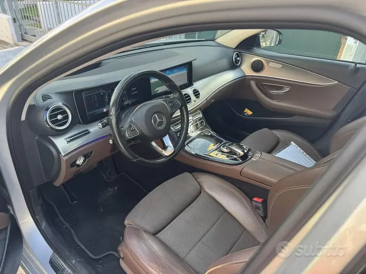 Mercedes-Benz E-Class 2017 photo 5