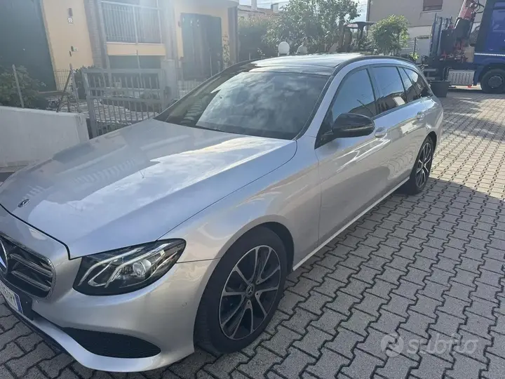 Mercedes-Benz E-Class 2017 photo 3
