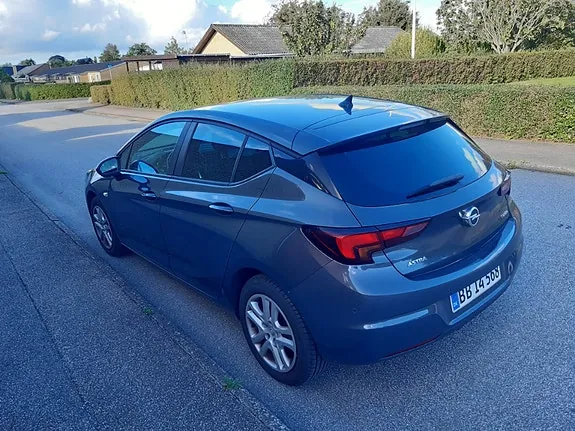 Opel Astra 2016 photo 2