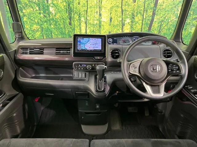 Honda N-Box Custom 2018 photo 2