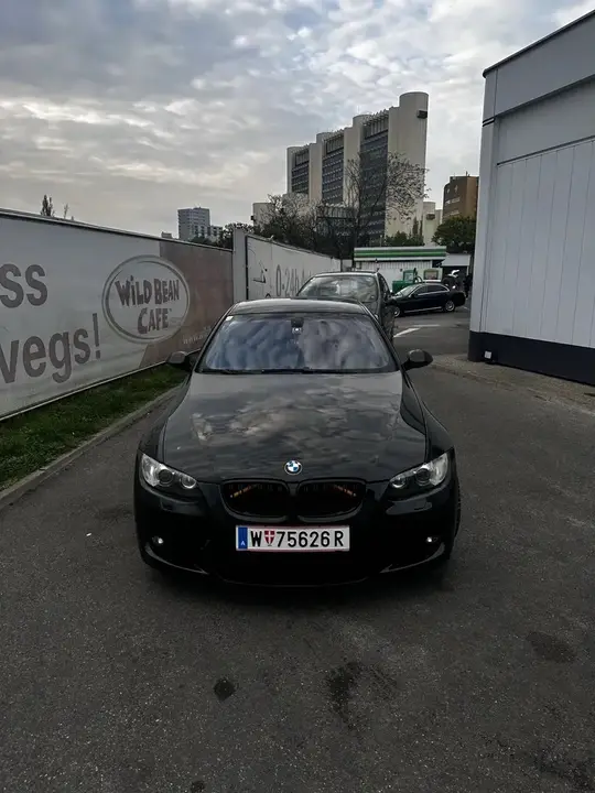 BMW 3Er Reihe 2009 photo 3