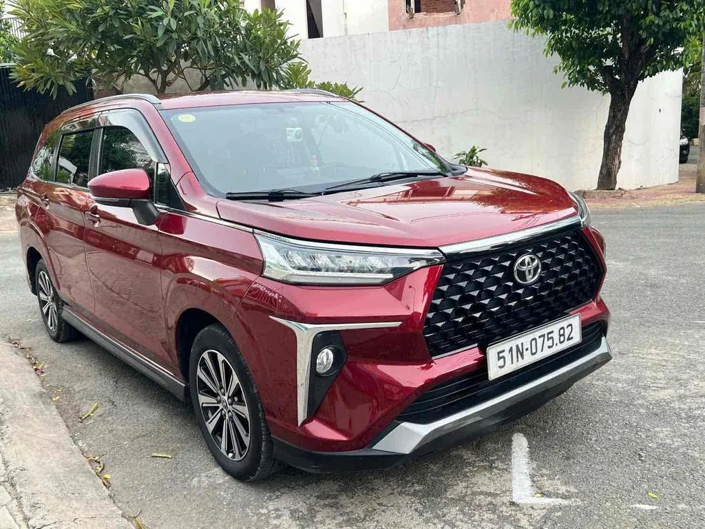 Toyota Veloz Cross