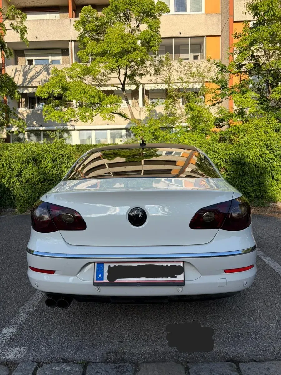 Volkswagen Passat Cc 2011 photo 3