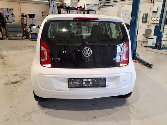 Volkswagen Up 2012 photo 4