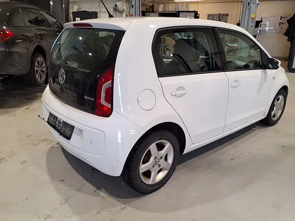 Volkswagen Up 2012 photo 5