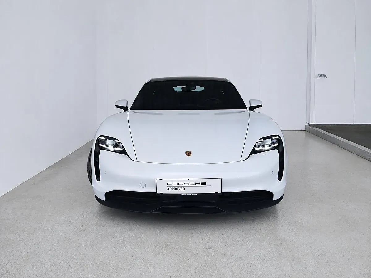 Porsche Taycan 2020 photo 2