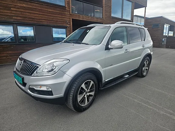 KG Mobility Rexton W 2017 photo 2