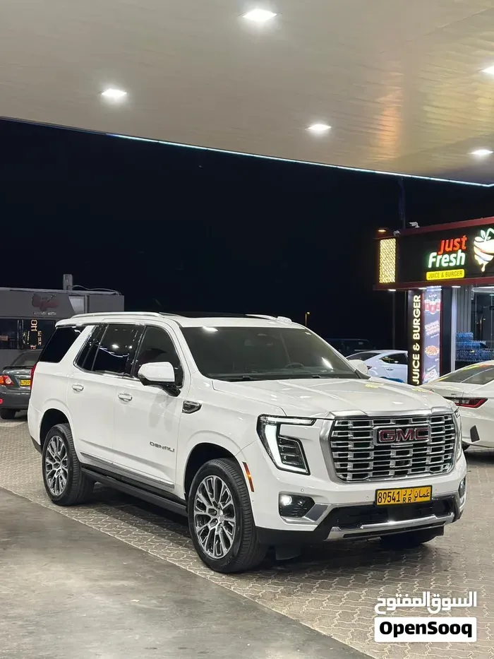 GMC Yukon 2025 photo 3