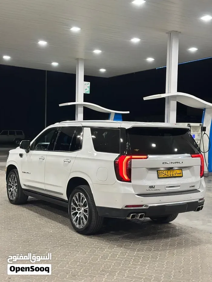 GMC Yukon 2025 photo 4