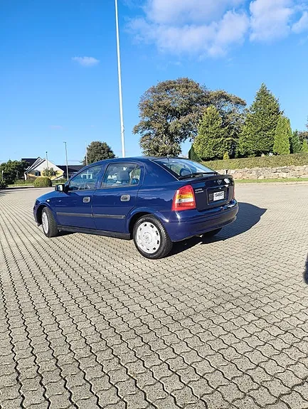 Opel Astra 2004 photo 4
