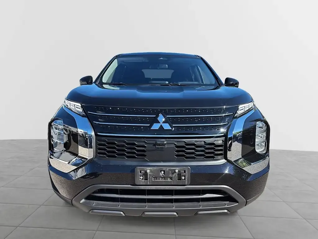 Mitsubishi Outlander 2025 photo 2