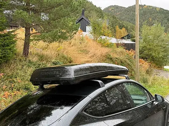 Tesla Model Y 2024 photo 5