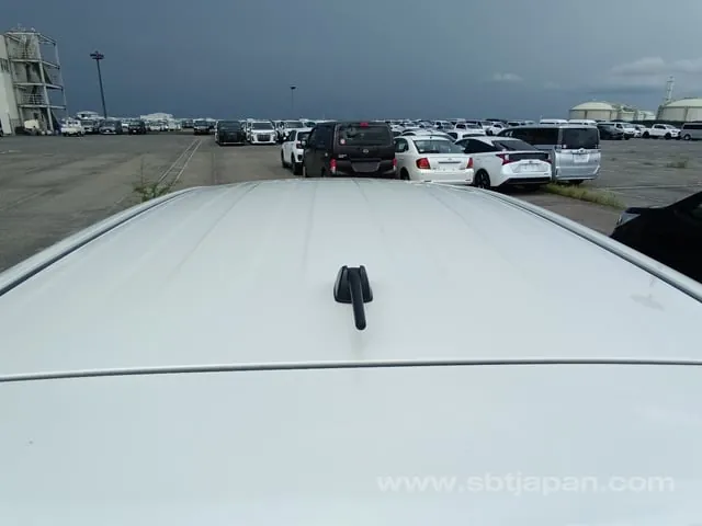 Toyota Sienta 2019 photo 5