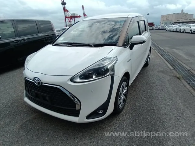 Toyota Sienta 2019 photo 2