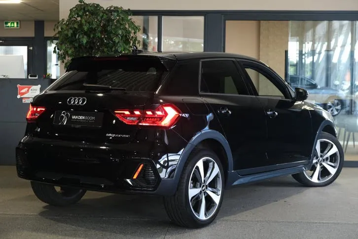 Audi A1 2022 photo 2
