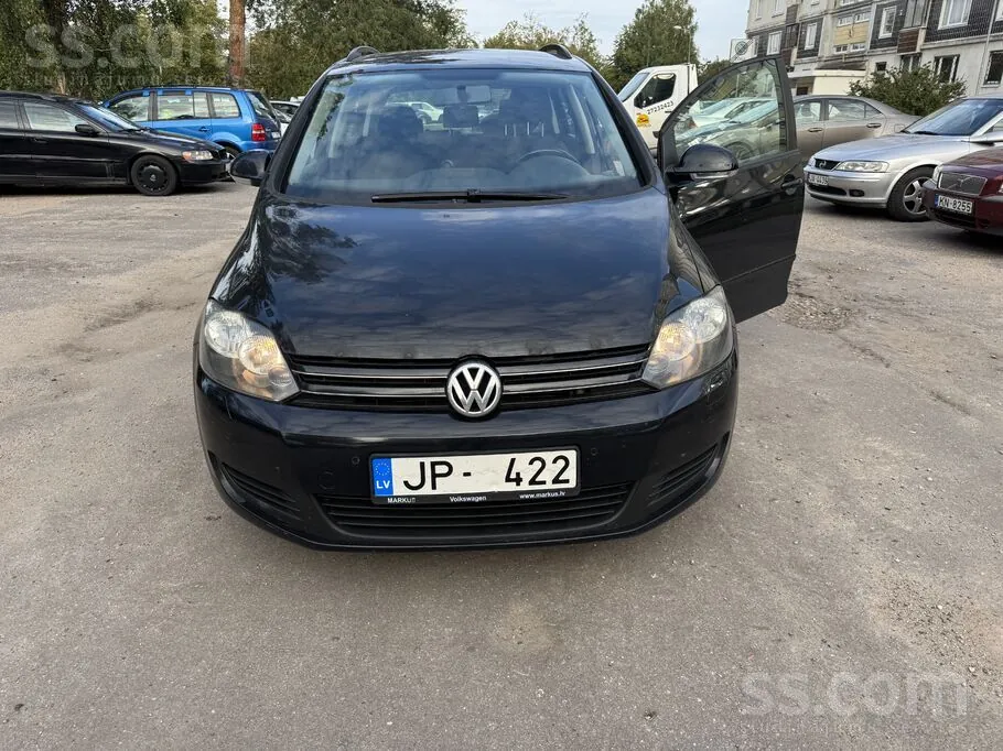 Volkswagen Golf Plus 2010 photo 2
