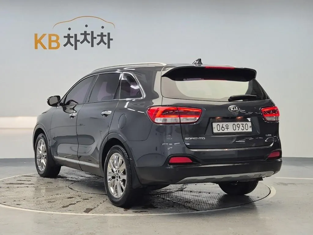 Kia Sorento 2016 photo 2