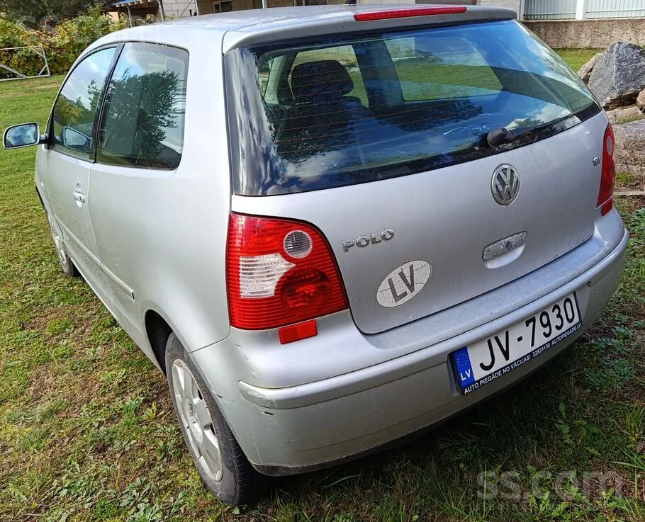 Volkswagen Polo 2002 photo 3