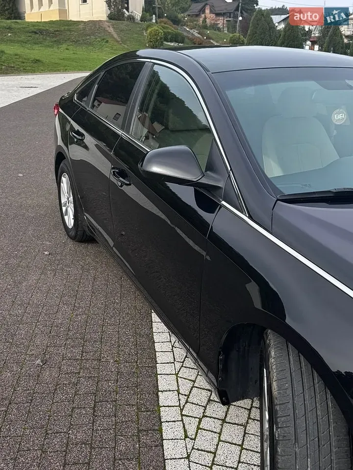 Hyundai Sonata 2016 photo 2