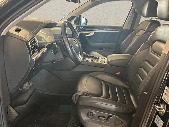 Volkswagen Touareg 2020 photo 4