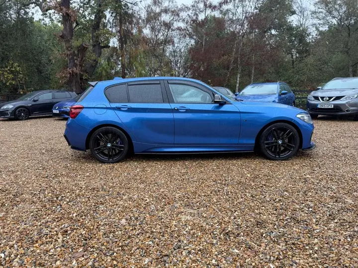BMW 1 Series 2017 photo 2
