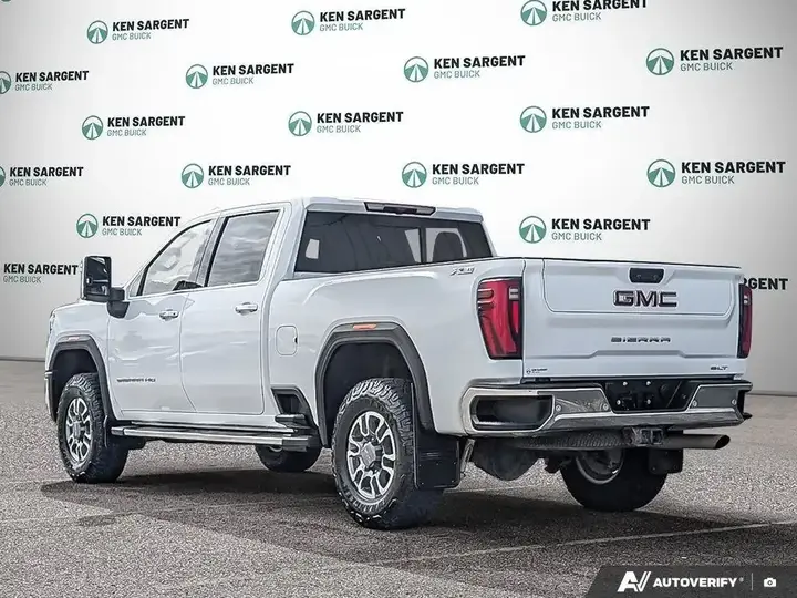 GMC Sierra 2500Hd 2024 photo 4