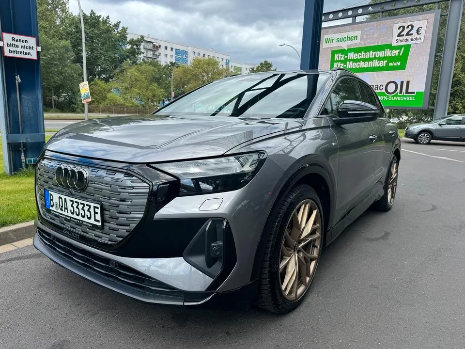 Audi Q4 Etron S-Line