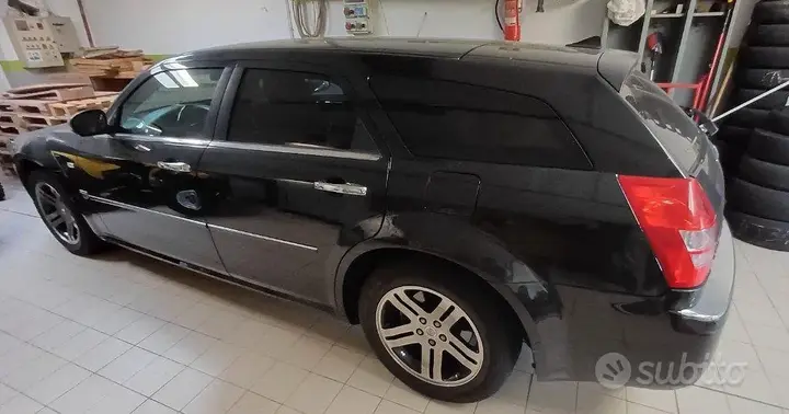 Chrysler 300C 2007 photo 2