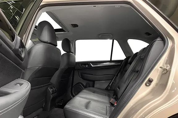 Subaru Outback 2016 photo 4