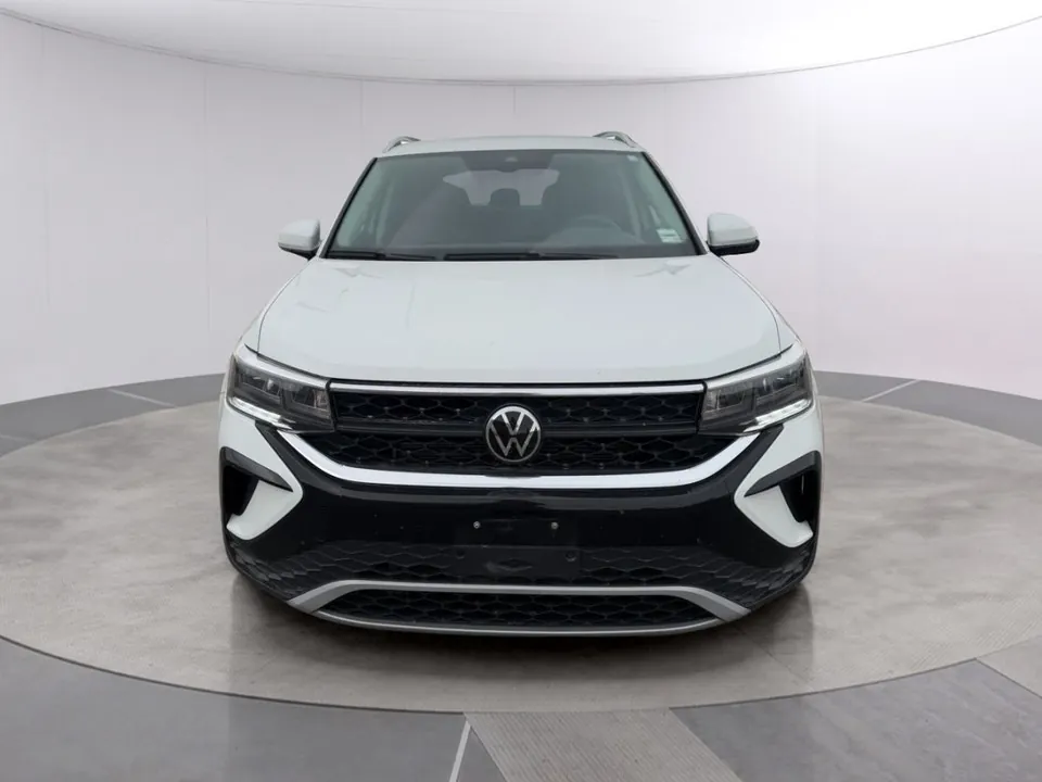 Volkswagen Taos 2024 photo 2