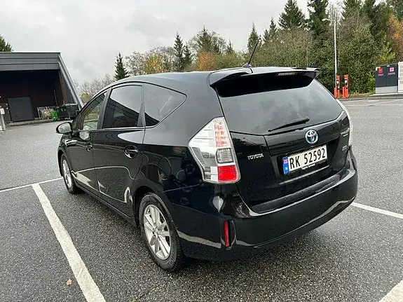 Toyota Prius 2012 photo 3