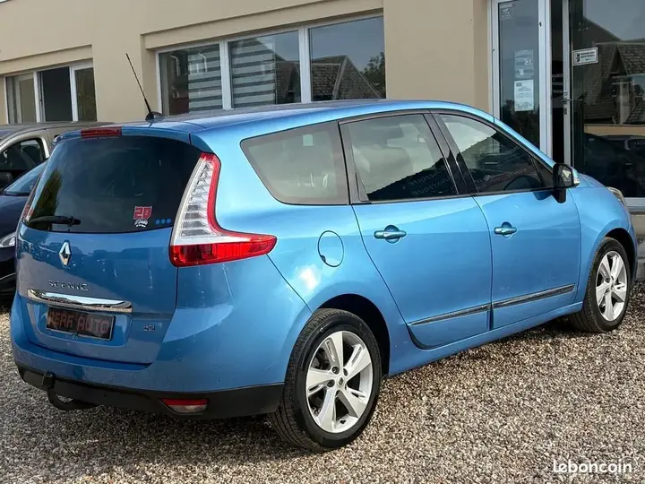 Renault Grand Scenic 2012 photo 5