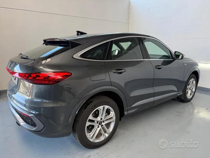 Audi Q5 2025 photo 4