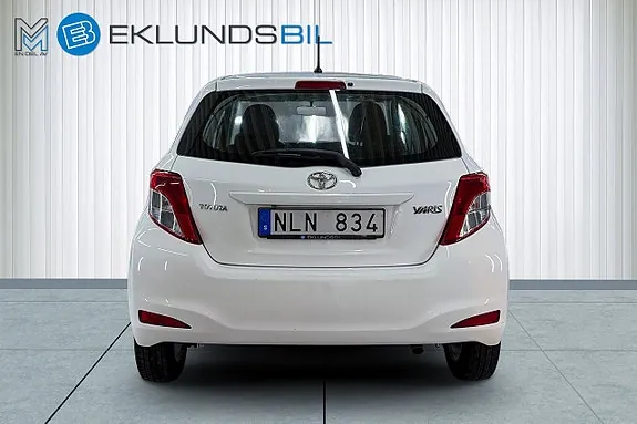 Toyota Yaris 2013 photo 5