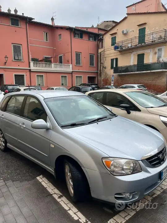 Kia Cerato 2005 photo 3