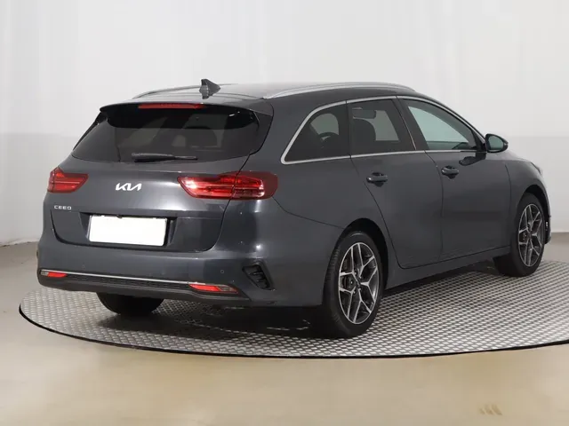 Kia Ceed Sw 2025 photo 4