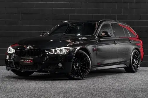 BMW 320I