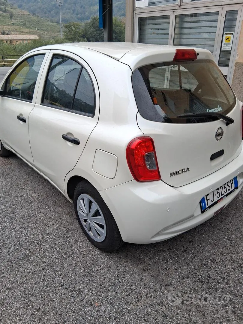 Nissan Micra 2017 photo 2