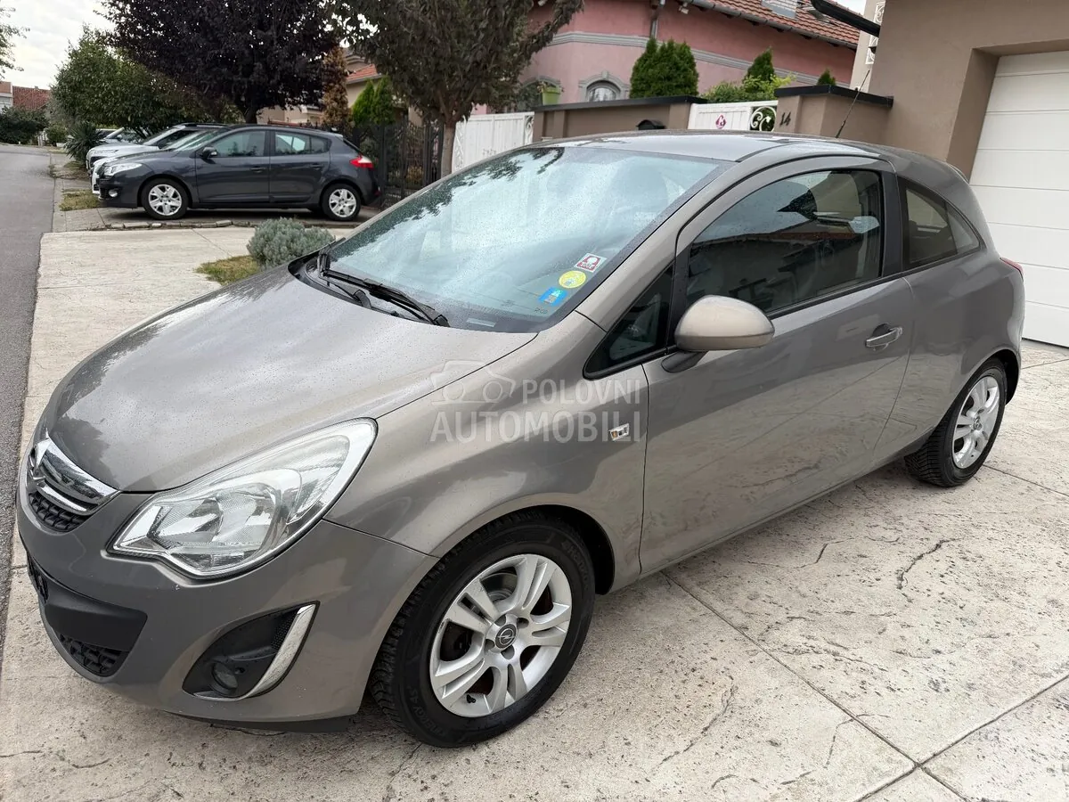 Opel Corsa D 2012 photo 2