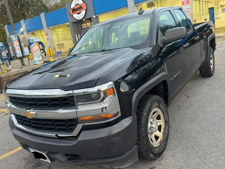 Chevrolet Silverado 1500 2017 photo 2
