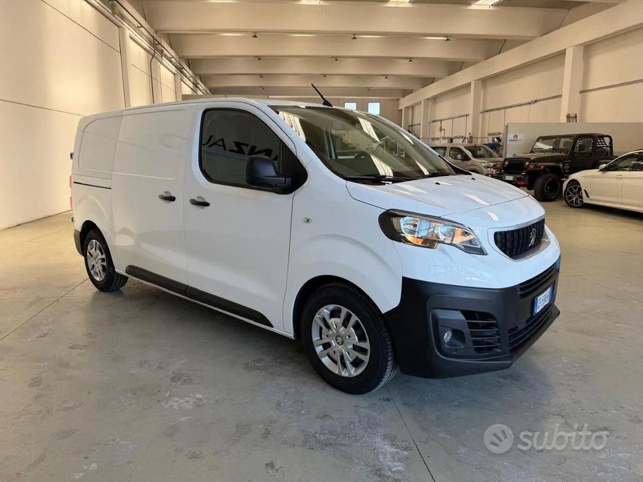 Peugeot Expert 2021 photo 4