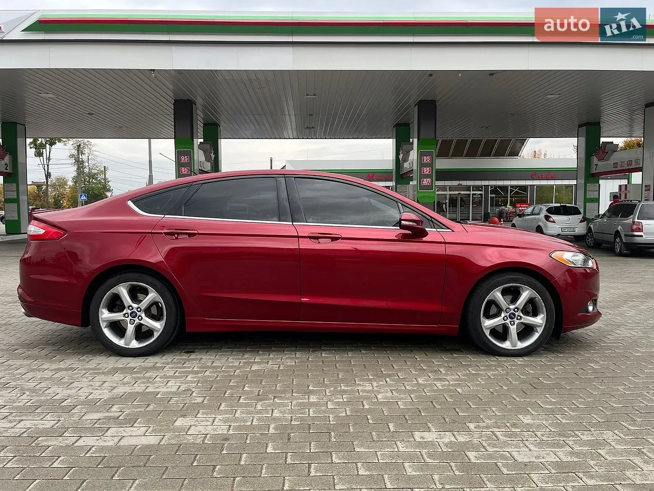 Ford Fusion 2014 photo 5