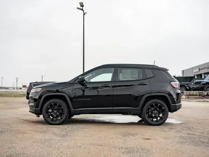 Jeep Compass 2026 photo 5