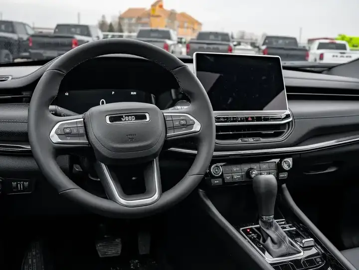 Jeep Compass 2026 photo 3
