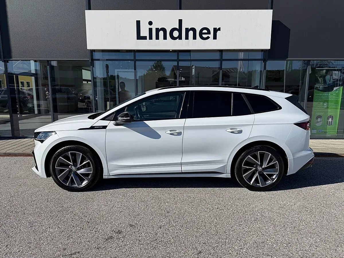 Skoda Enyaq 2023 photo 3