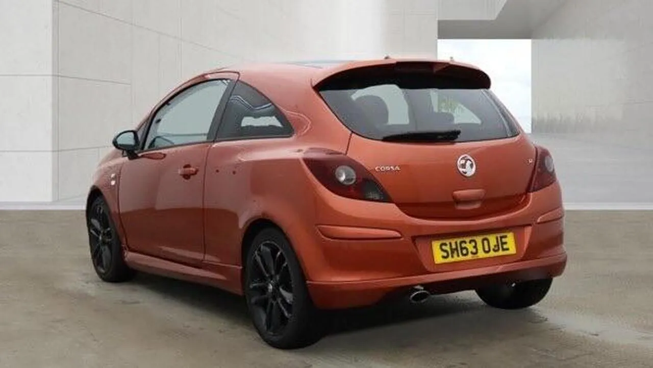 Vauxhall Corsa 2013 photo 3