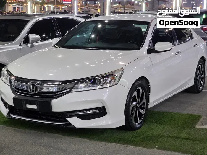 Honda Accord 2016 photo 2